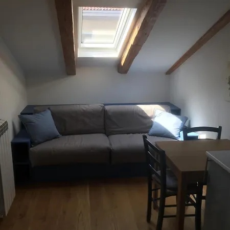 Alle Scalette Apartman Trieszt